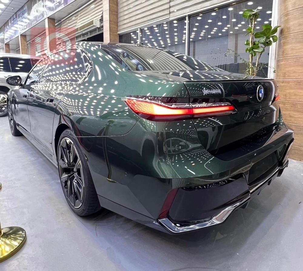 بي ام دبليو الفئة 7